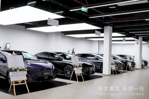 阿維塔12智能化領(lǐng)先,極氪001能否迎頭趕上?