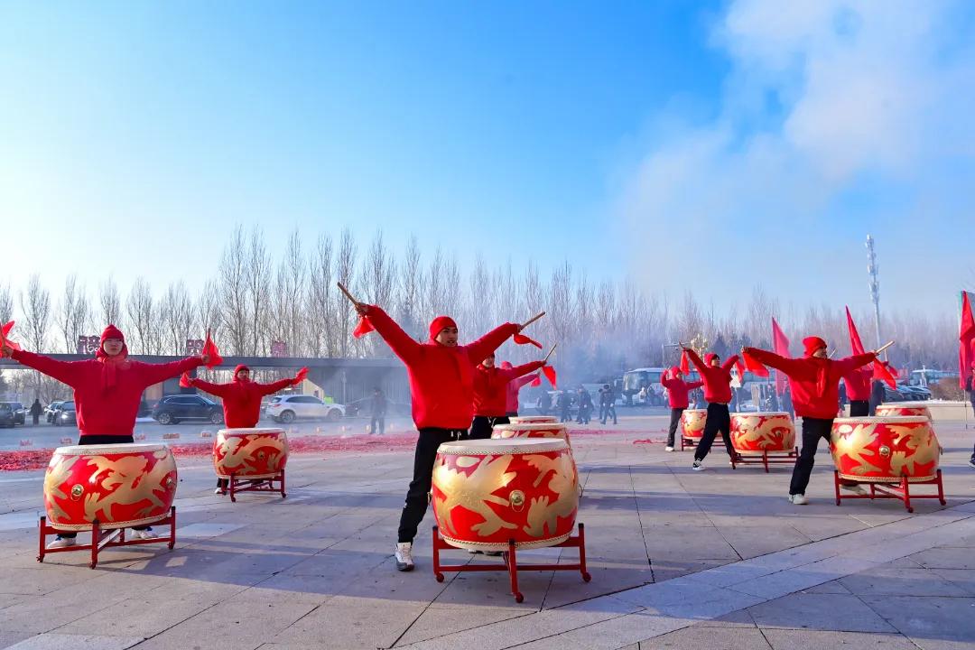 開工大吉!中國一汽新春?jiǎn)⒑蕉分緭P(yáng)